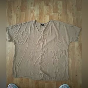 Size 2X tan short sleeve top. Used one time.